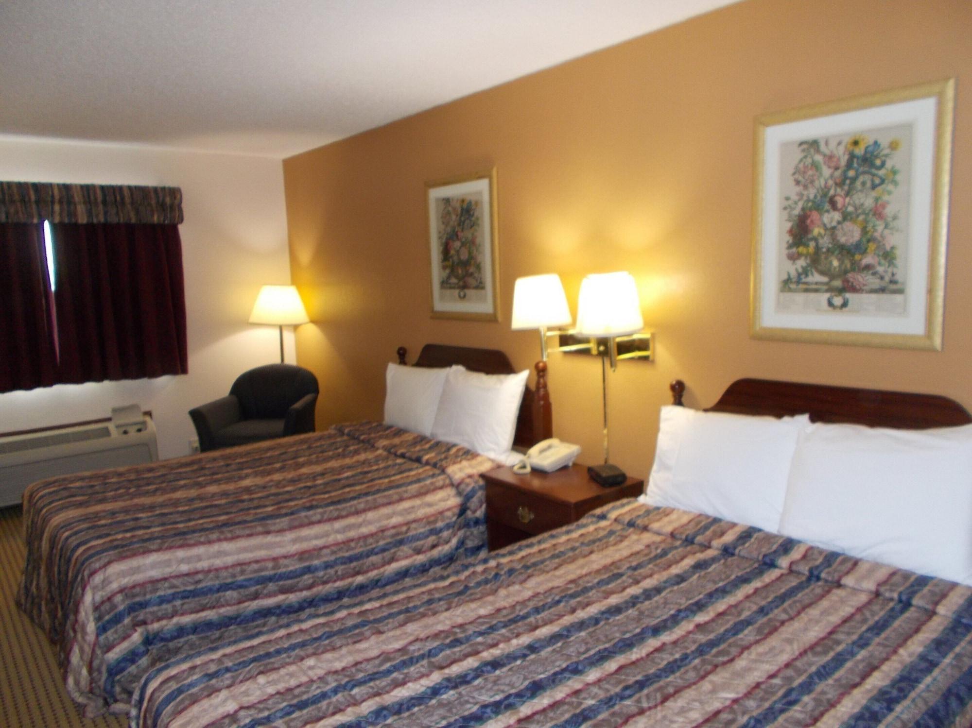 Royalton Inn And Suites, Wilmington,Ohio Eksteriør bilde